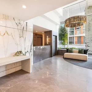 Level Downtown - Howe Hotel Vancouver