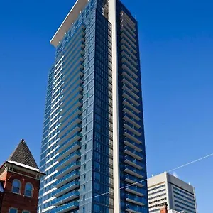 Delsuites Cooper Mansion Hotel Toronto